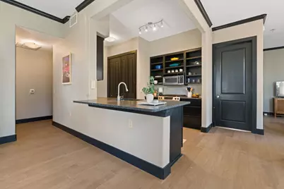 2216 Thornton Road #211, Austin, TX 78704 - Photo 21