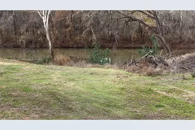 256 Greasy Bend Road, Smithville, TX 78957 - Photo 9