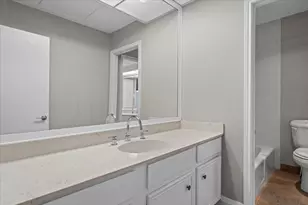 115 World of Tennis Sq, Lakeway, TX 78738 - Photo 15