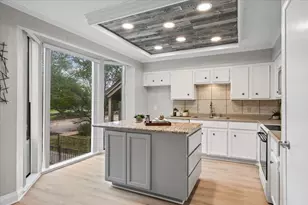115 World of Tennis Sq, Lakeway, TX 78738 - Photo 7