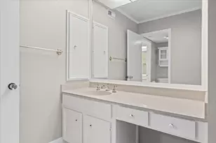 115 World of Tennis Sq, Lakeway, TX 78738 - Photo 21