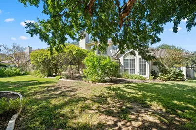 34 Hedgebrook Way, The Hills, TX 78738 - Photo 33
