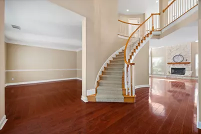 34 Hedgebrook Way, The Hills, TX 78738 - Photo 3