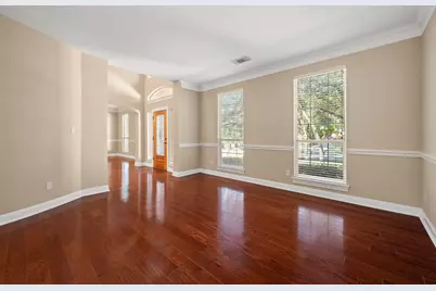 34 Hedgebrook Way, The Hills, TX 78738 - Photo 7