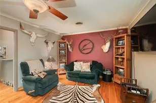 1207 Flag St, Llano, TX 78643 - Photo 11