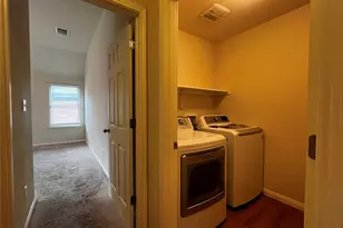 2708 Cottonwood Shores Dr, Austin, TX 78725 - Photo 21