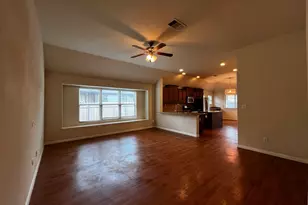 2708 Cottonwood Shores Dr, Austin, TX 78725 - Photo 7
