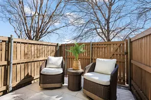 7122 Wood Hollow Dr, Austin, TX 78731 - Photo 11
