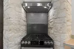 1016 Klondike Loop, Round Rock, TX 78665 - Photo 11