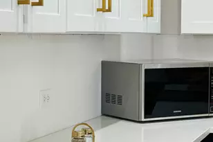 185 N Blushing Dr, Cedar Creek, TX 78612 - Photo 3