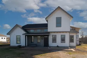 185 N Blushing Dr, Cedar Creek, TX 78612 - Photo 1