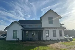 185 N Blushing Dr, Cedar Creek, TX 78612 - Photo 1