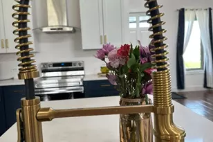 185 N Blushing Dr, Cedar Creek, TX 78612 - Photo 7