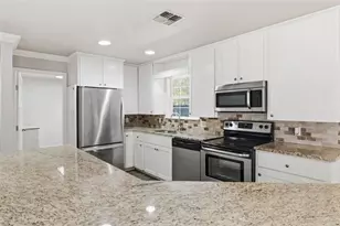 163 Lakeside Dr, Seguin, TX 78155 - Photo 13