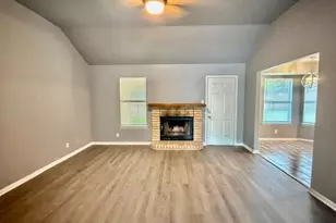 7 S Bobcat Ct, Morgan's Point Resort, TX 76513 - Photo 3