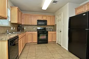 4100 Whitecrest Cove, Round Rock, TX 78681 - Photo 9