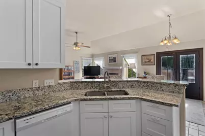 2346 Friarcreek Loop, Round Rock, TX 78664 - Photo 17
