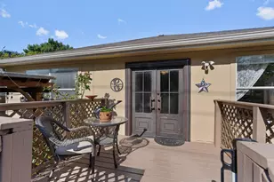 2346 Friarcreek Loop, Round Rock, TX 78664 - Photo 33
