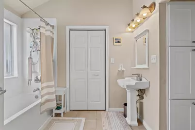 2346 Friarcreek Loop, Round Rock, TX 78664 - Photo 23