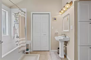 2346 Friarcreek Loop, Round Rock, TX 78664 - Photo 23