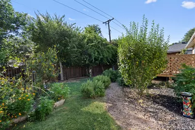 2346 Friarcreek Loop, Round Rock, TX 78664 - Photo 37
