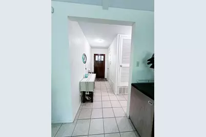 902 Austin Highlands Boulevard, Austin, TX 78745 - Photo 5