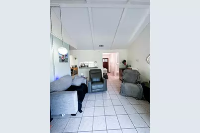 902 Austin Highlands Boulevard, Austin, TX 78745 - Photo 13