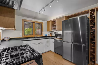 4408 Barrow Avenue, Austin, TX 78751 - Photo 11