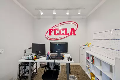 1107 W 45th Street W, Austin, TX 78756 - Photo 13