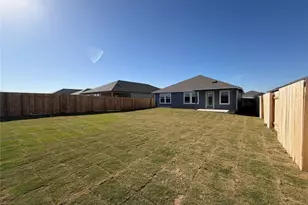 112 Honey Bee Rd, Jarrell, TX 76537 - Photo 7