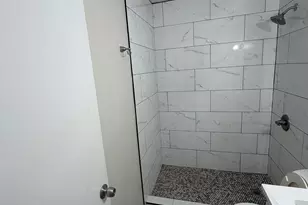 1904 Hearthstone Dr, Austin, TX 78757 - Photo 11