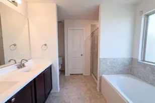 276 Circle Wy, Jarrell, TX 76537 - Photo 11
