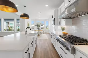 604 Buena Onda Wy, Lakeway, TX 78738 - Photo 9