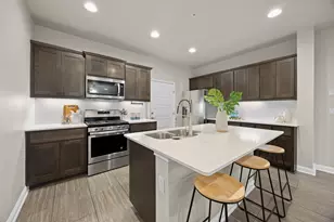 6814 E Riverside Dr, Austin, TX 78741 - Photo 13