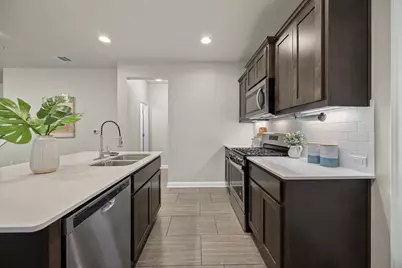 6814 E Riverside Drive #104, Austin, TX 78741 - Photo 15