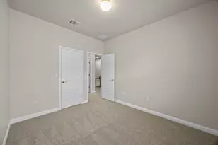 6814 E Riverside Dr, Austin, TX 78741 - Photo 31