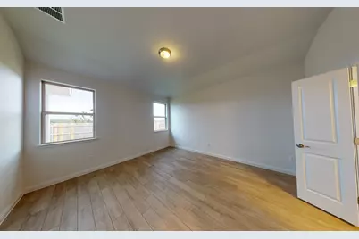 7010 Woodford Way, Austin, TX 78744 - Photo 3