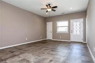 134 Honopu Dr, Bastrop, TX 78602 - Photo 5