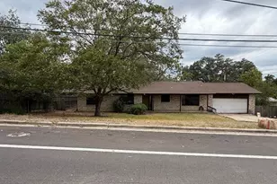 205 Hughson Dr, San Marcos, TX 78666 - Photo 1