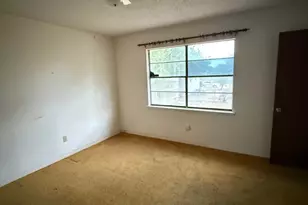 205 Hughson Dr, San Marcos, TX 78666 - Photo 9