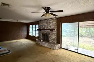 205 Hughson Dr, San Marcos, TX 78666 - Photo 3