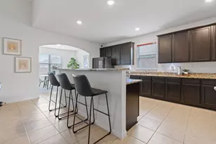 1336 Twin Estates Dr, Kyle, TX 78640 - Photo 5