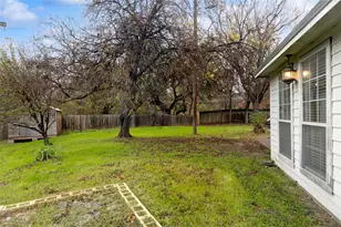 2201 Mission Hill Circle, Austin, TX 78741 - Photo 19