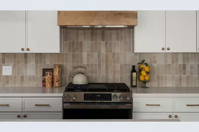 3921 Leafield Drive, Austin, TX 78749 - Photo 13