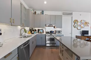 555 E 5th, Austin, TX 78701 - Photo 13