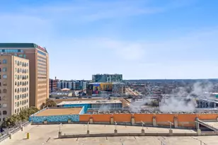 555 E 5th, Austin, TX 78701 - Photo 29