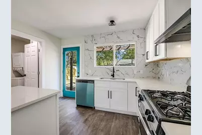 7004 Craybrough Circle, Austin, TX 78724 - Photo 13