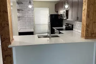 2018 W Rundberg Ln, Austin, TX 78758 - Photo 7