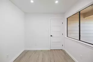 7211 Lakewood Dr, Austin, TX 78750 - Photo 13
