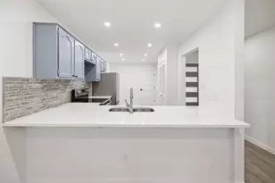 7211 Lakewood Dr, Austin, TX 78750 - Photo 3